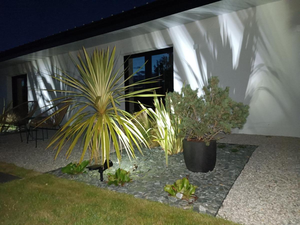 Maison Bailly Ducey-Les Cheris Exterior photo